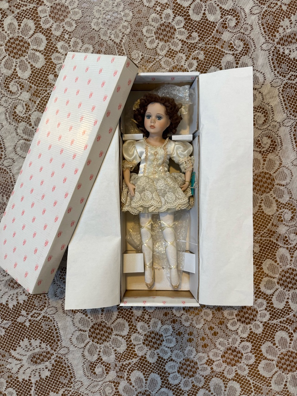 Vintage Ballerina Doll Delton Fine Collectibles Porcelain Luciana